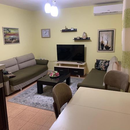 Apartment In The Heart Of Tiranë Eksteriør bilde