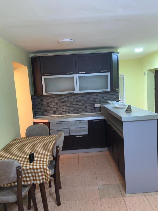 Apartment In The Heart Of Tiranë Eksteriør bilde